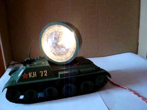 SOVIET REMOTE CONTROL PLASTIC TANK KN-70 MADE BY MOSKOVSKIY 1980's