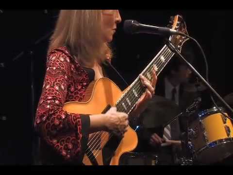 Dindi - Diane Hubka
