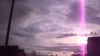 preview picture of video '17-10-2014. Toxic Chem-Trail Attack Filmed Above Clydebank.'