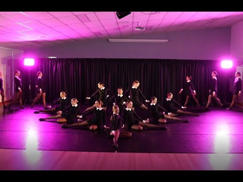 Senior Jazz Dance Group "Let's have a Kiki" - Brooke Henderson Dance Studios