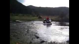 preview picture of video 'VStrom river cross'