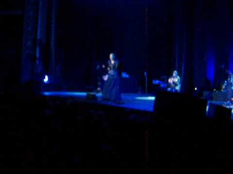 Mariza - 'Maria Lisboa' (Live at Coliseu dos Recreios Lisboa 31/10/2009)