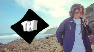 Felly - This Shit Comes in Waves