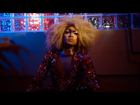 Nathy Peluso - Mafiosa (Emmie Reek)