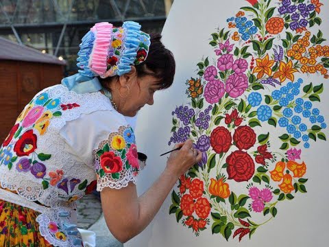 Discover the Vibrant Charm of Zalipie . Polish Painted Village  #poland #zalipie