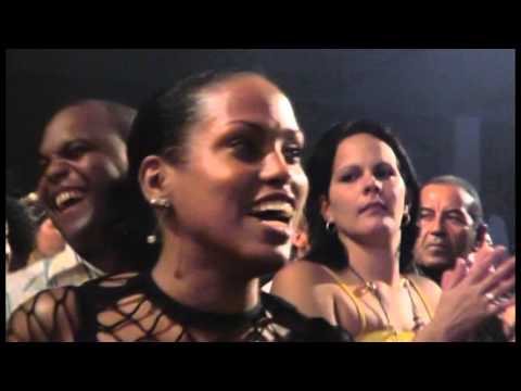 VAN VAN 40 (1969 - 2009) - Concierto de Juan Formell y los VAN VAN (3 de 10)