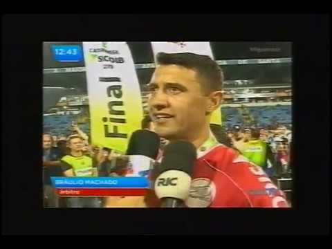 Em jogo polêmico, Avaí vence Chapecoense nos pênaltis e conquista o Catarinense