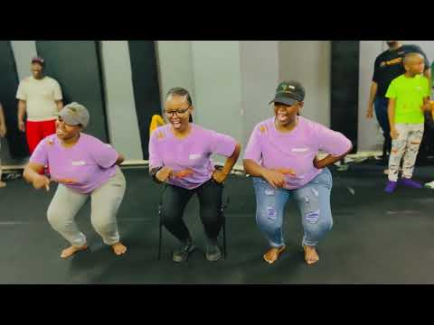 Umlazi Gospel Choir The Original - Bangahamba (Choreography)