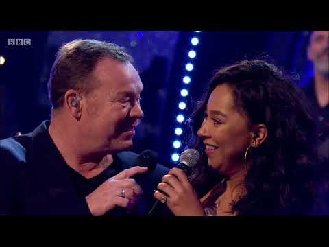 Ali Campbell Feat. Kaya Campbell - I Got You Babe (Live 2016)