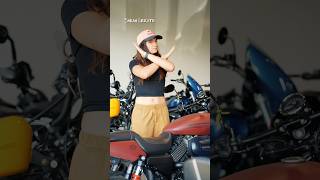 Download lagu Can you guess which one I pick before the end of the video? 🤔🏍️ mp3