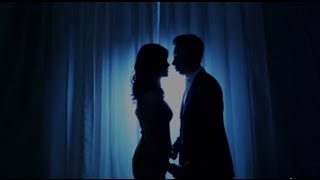 Love is Moment - Valentine Clip