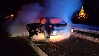 autostrada-maledetta-ancora-un-auto-in-fiamme-sull-a16-in-irpinia