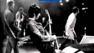 Get Wonderwall by OASIS to the christmas no.1 2010!