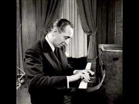 Horowitz plays Schumman Toccata op.7