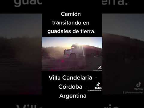Camión transitando en guadales de tierra  - Villa Candelaria - Córdoba.  #short #camión