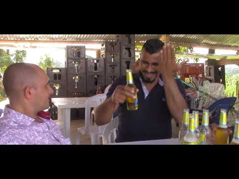 Tomando ron-Danny Jerez