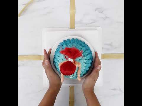 8" Crystal cake display gift box with ribbon - 11" tall 8" Crystal cake display gift box with ribbon - 11" tall
