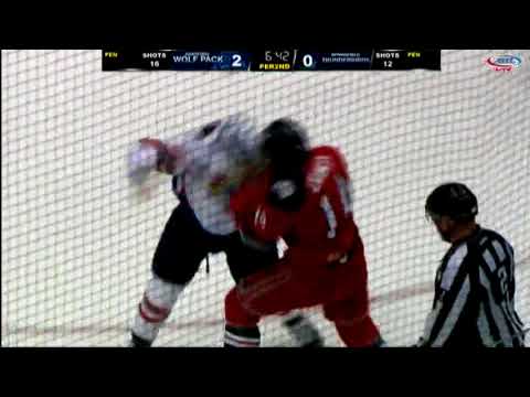 Bobby Farnham vs Brandon Crawley