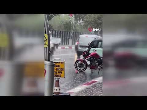 Bartın'da sağanak hayatı olumsuz etkiledi