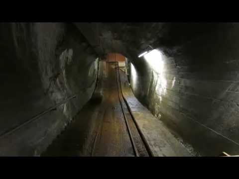 Standseilbahn 6487.01 Staumauer Göscheneralp Talfahrt - Funicular