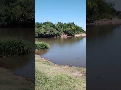 Río Uruguay y Arroyo Artalaz