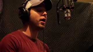 Skylar Astin Singing 'Middle of a Moment'