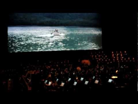 The Lord of the Rings Symphony Orchestra - The Breaking of the Fellowship and May It Be (Paris)