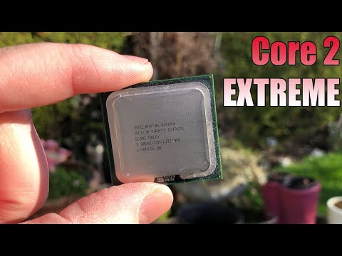 13 歳のインテル エクストリーム プロセッサーとのゲーム (Gaming With a 13-Year-Old Intel EXTREME Processor)