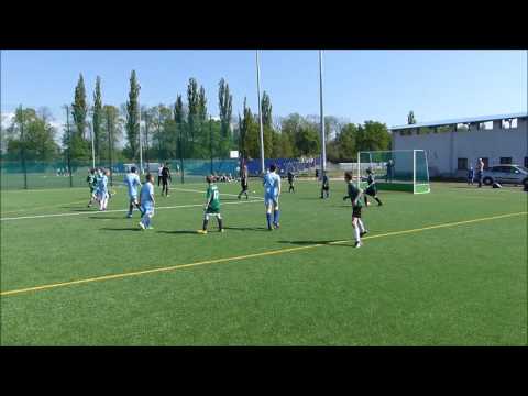 20160507 Unia Wrocław vs Forza Wrocław strzał Radek Walerowicz