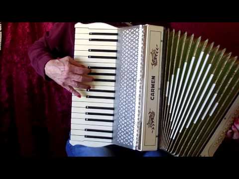 Hohner Carmen Accordion