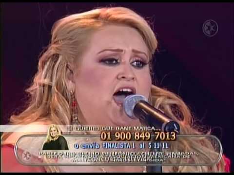 SHEYLA - muñeca rota