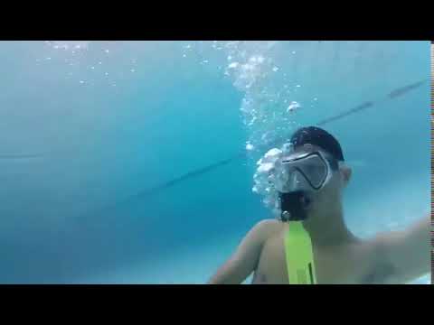 Mini scuba diving equipment suit