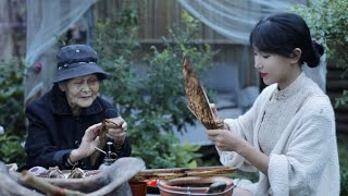 As a kid, I used to eat zongzi wrapped in shells of bamboo shoots.我小时候吃过的传统笋壳粽子，你那有吗？丨Liziqi Channel