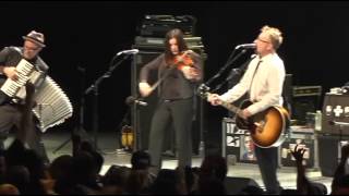 Flogging Molly - Drunken Lullabies (Live at the Greek Theatre)