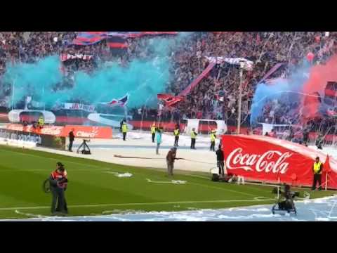 "Los de abajo" Barra: Los de Abajo &bull; Club: Universidad de Chile - La U
