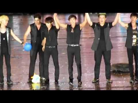 [Fancam] 121004 Super Junior MCOUNTDOWN Smile-Thailand #KangTeuk