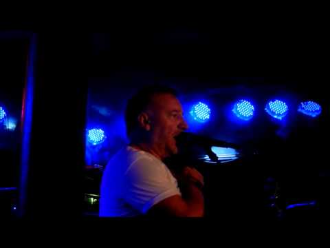 Peter Hook & The Light - 'Leaders of Men' - Live at Chinnerys, Southend - 18.11.12