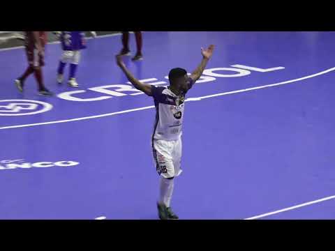 Em jogo de 8 gols Pato Futsal vence o Mangueirinha pela Série Ouro