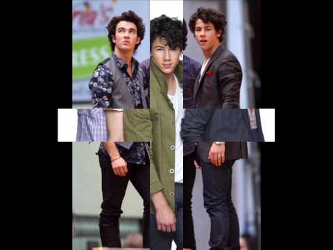 download lagu mp3 mp4 Jonas Brothers Photo Gallery, download lagu Jonas Brothers Photo Gallery gratis, unduh video klip Jonas Brothers Photo Gallery