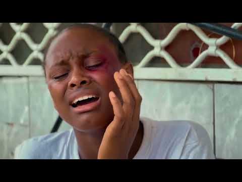 Gloria en détresse et la villageoise de luxe ( Episode 20 )