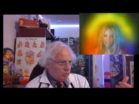 La mesure dune pression sanguine sur le téléphone intelligent Encéphalopathie dans lhypertension portale