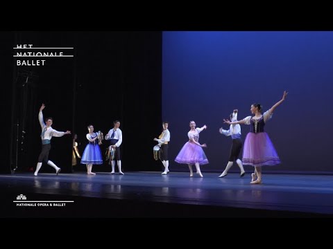 “Tarantella” (from Napoli) danced by Emma Zoe and Michele Esposito