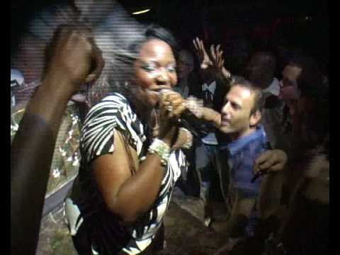 Vintage: Angie Brown (Bizarre Inc)