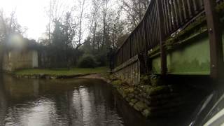 preview picture of video 'Fording the River Anton at Goodworth Clatford in Hampshire'