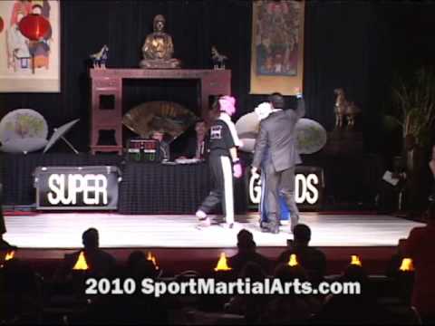Ali Viola v Ashlee Grant - Girls LW continuous sparring (N-100) - 2009 NBL Supergrands
