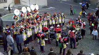 preview picture of video 'Schwyz - Guggenmusik - Fasnacht - 15.02.2010'