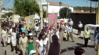 preview picture of video 'Procissão da Sra do Mileu em Veiros 2008'