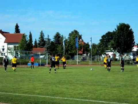 3:2 Führrungstreffer im Aufstiegsspiel des  FCEgglkofens gegen den  SV Saal (Benjamin Ehret)