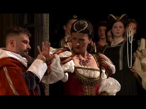 Verdi: Ernani -  Surta e la notte...Ernani involami... előadja Nadia Cerches