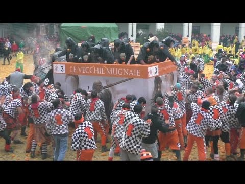 Battaglia arance Scacchi aranceri - Carnevale Ivrea 2016